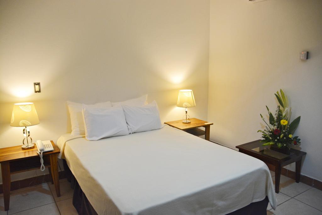Hotel Europeo Манагуа Экстерьер фото