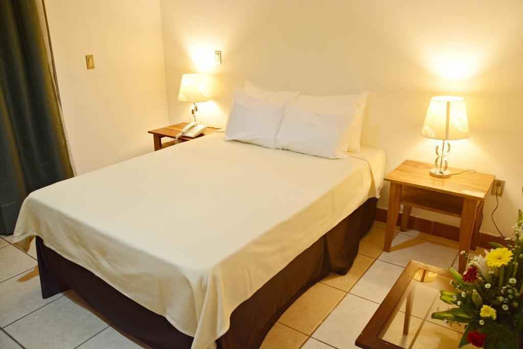 Hotel Europeo Манагуа Экстерьер фото
